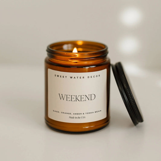 Natural soy wax candle with lead-free cotton wick — non-toxic vegan